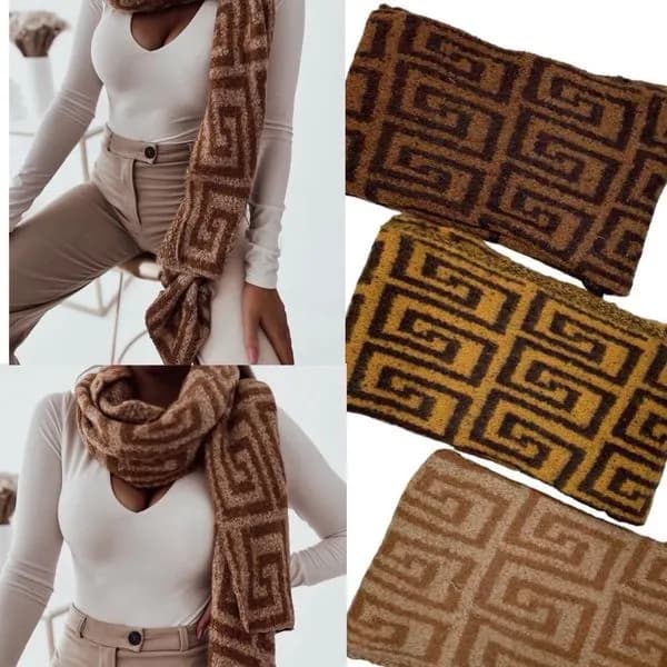 Szal damski C 856 wzór geometryczny brązowy