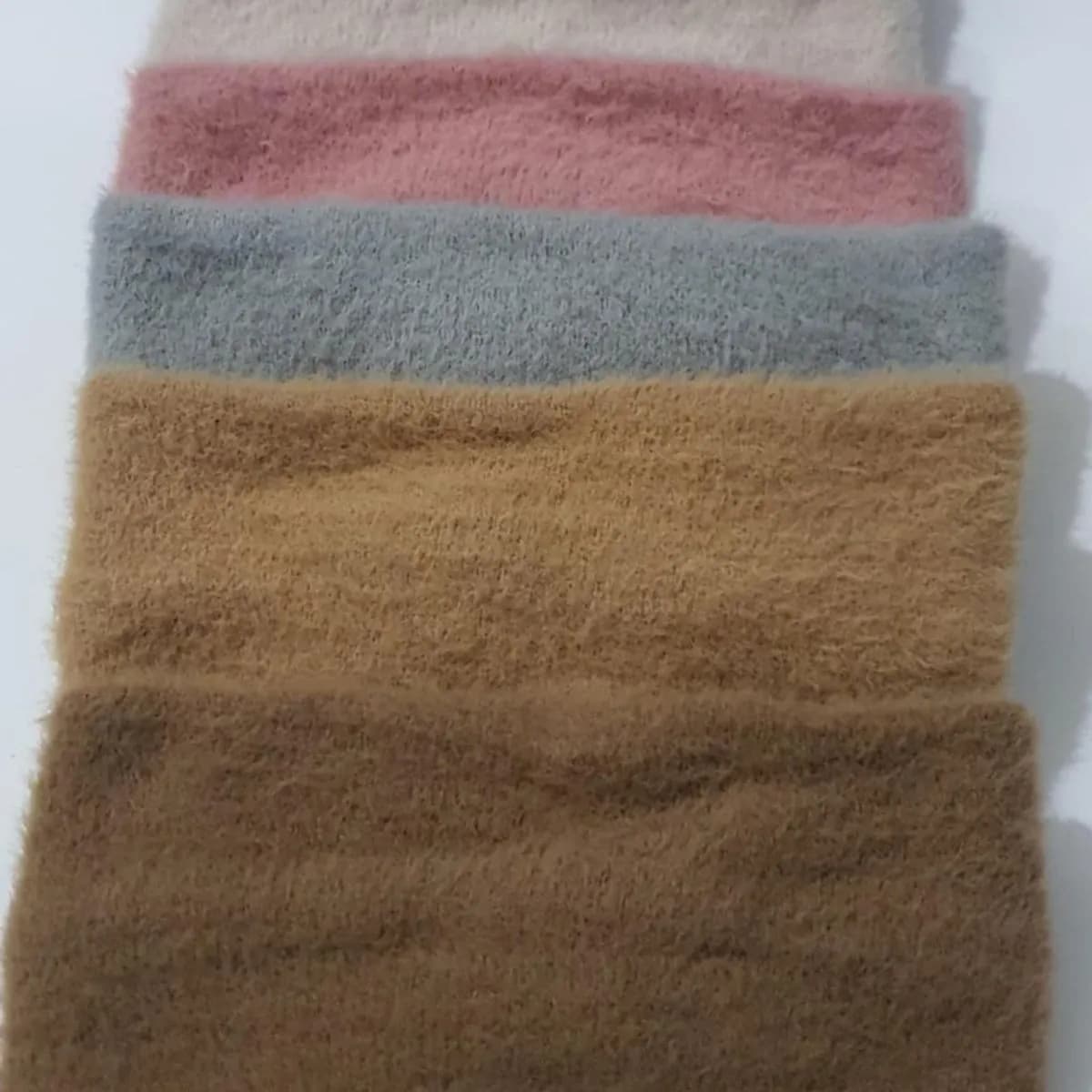 Opaski damskie na głowę z futerka 12 szt