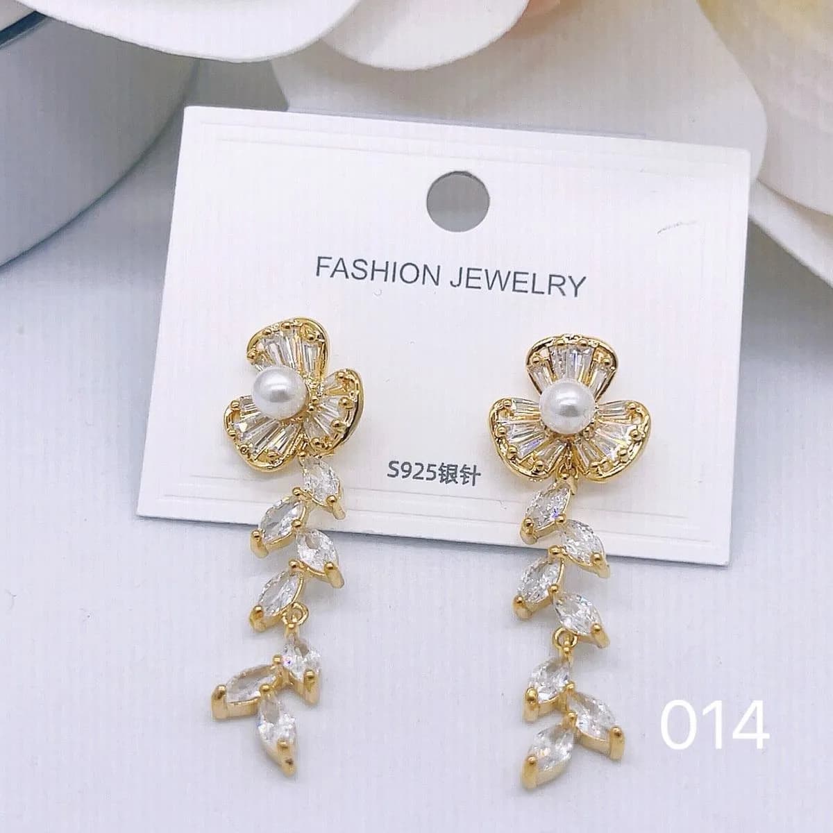 Kolczyki damskie kwiatowe złote z perłą S925-154