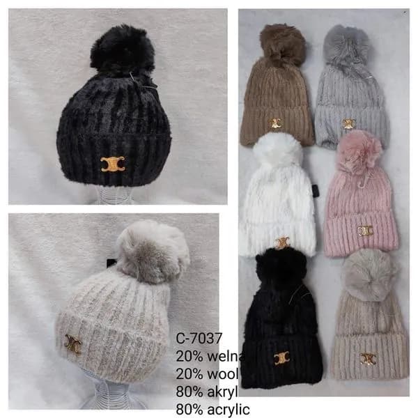 Czapki damskie z pomponem 20% wełna 80% akryl C-7037