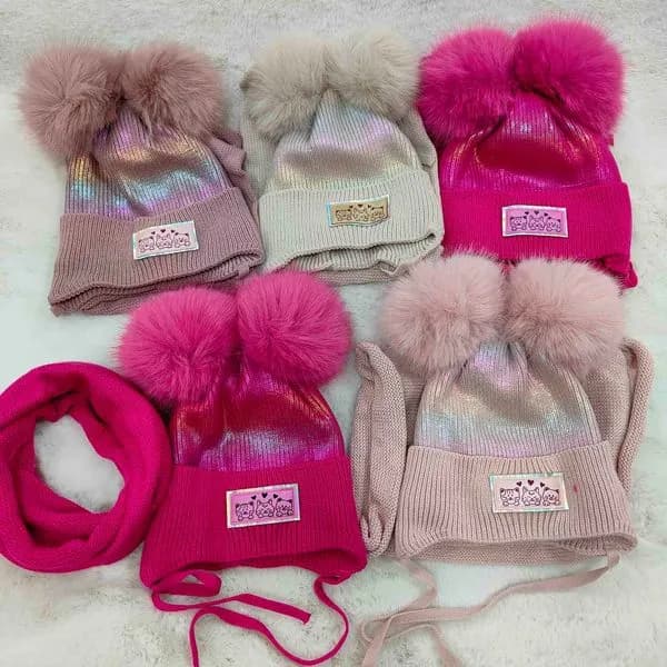 Komplet czapka komin dla dzieci 48-50 z pomponami