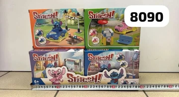 Klocki Stitch Zestaw Figurek 8 szt. - Seria Stitcsh! 6+