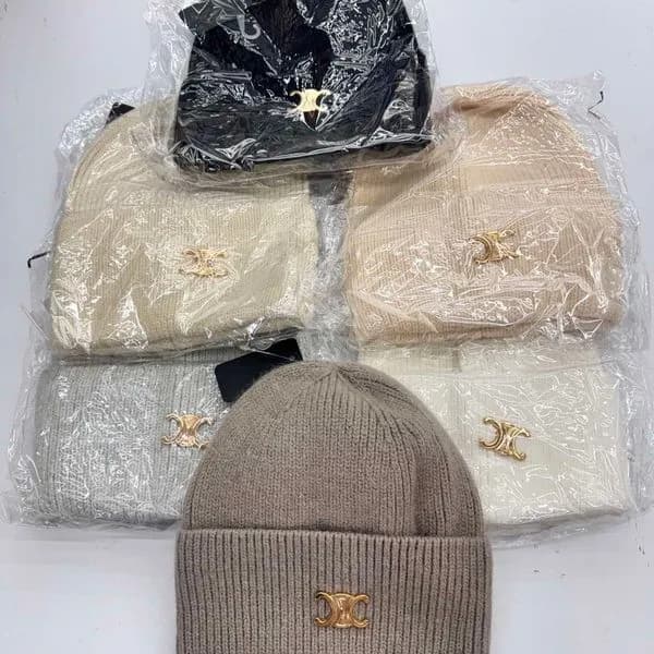 Czapki damskie beanie prążkowane czarne, beżowe, szare SKU 061025-59