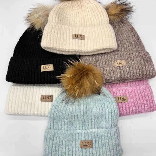 Czapki damskie dzianinowe z pomponem UGG styl, 12 szt/opak.