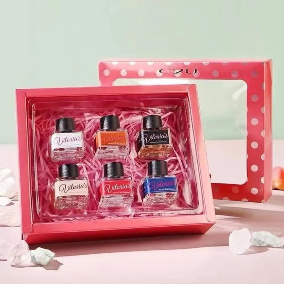 Zestaw Perfume Intimate Victoria 6 szt. w ozdobnym pudełku