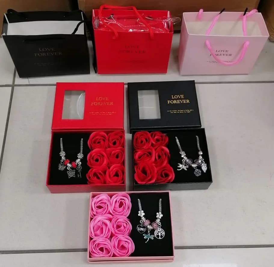 Prezent Pudełko Kwiaty