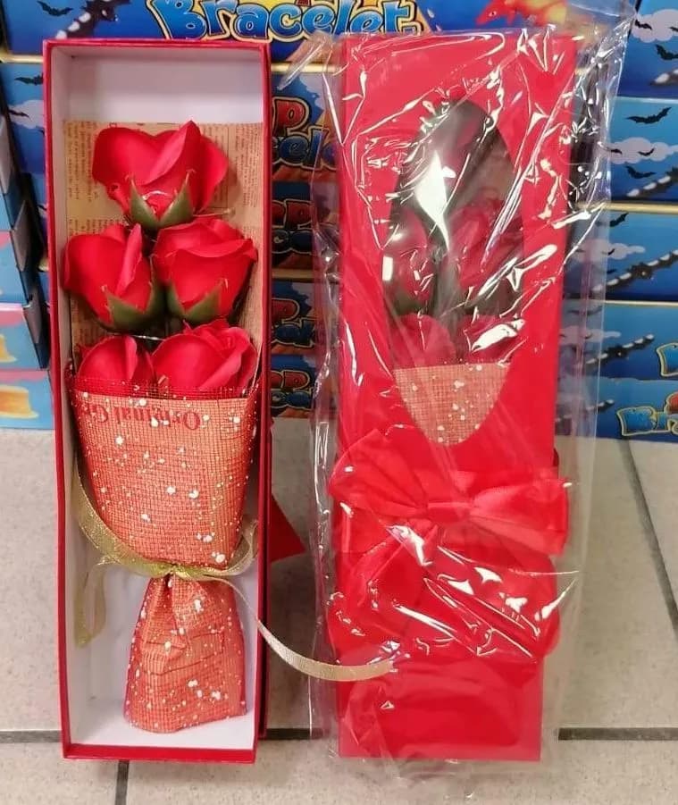 Zestaw Prezent Pudełko Kwiaty LED