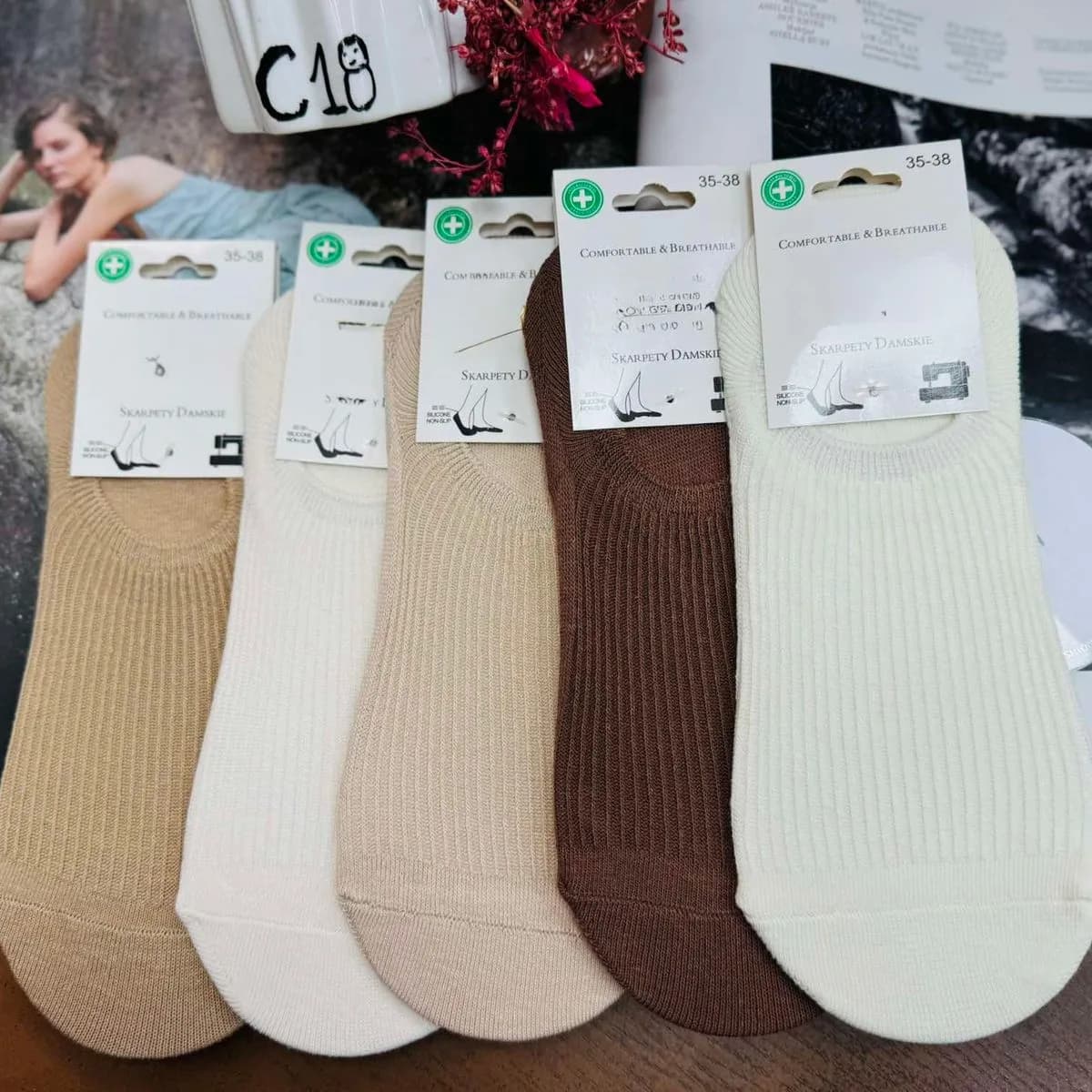 Skarpetki damskie bezszwowe beżowo-brązowe roz. 35-38
