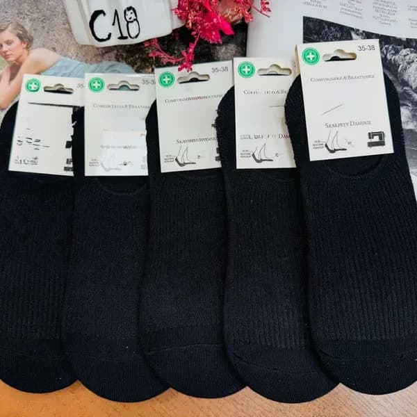 Skarpetki damskie stopki czarne 35-39