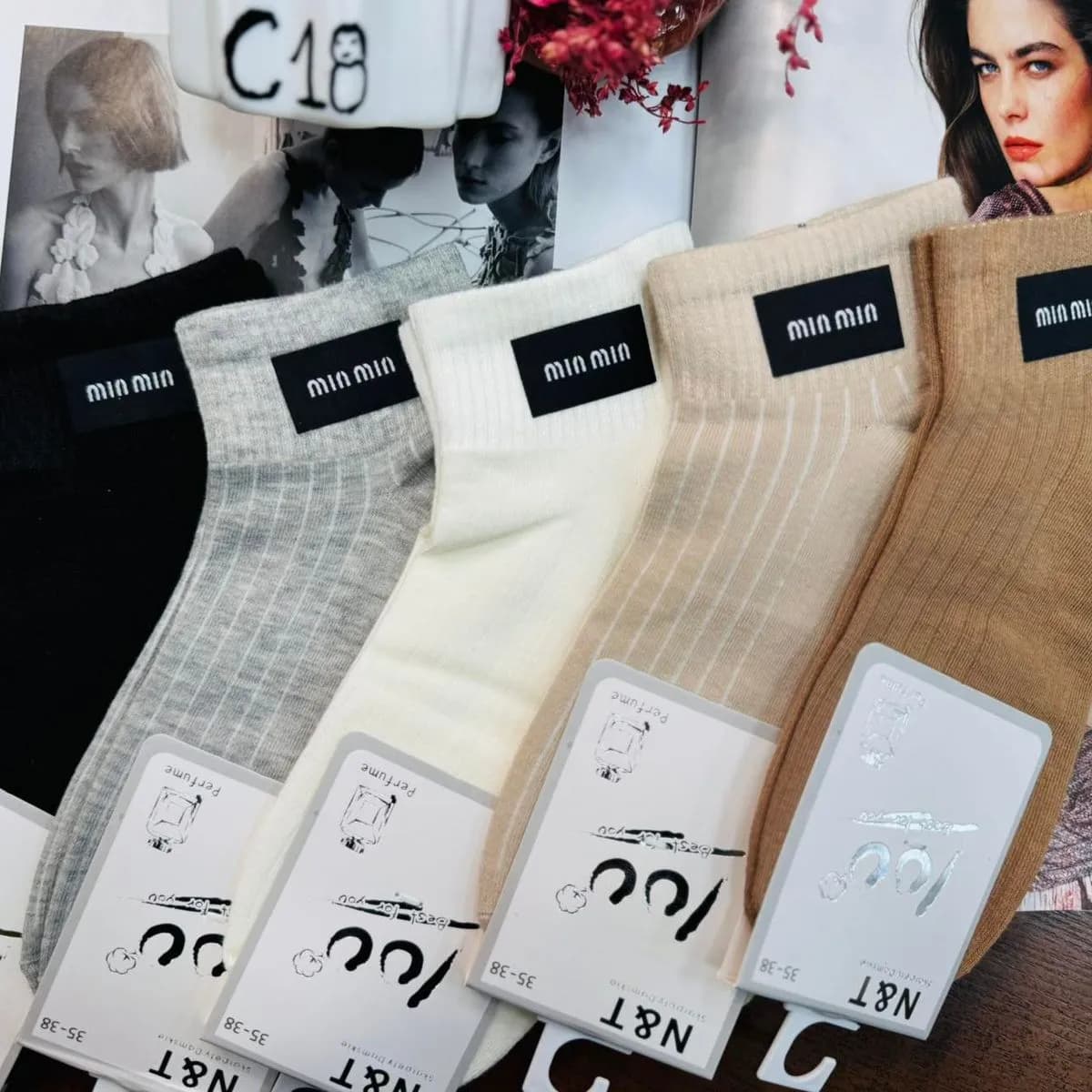 Skarpetki damskie ankle z napisem MINA, 5 kolorów, 36-40