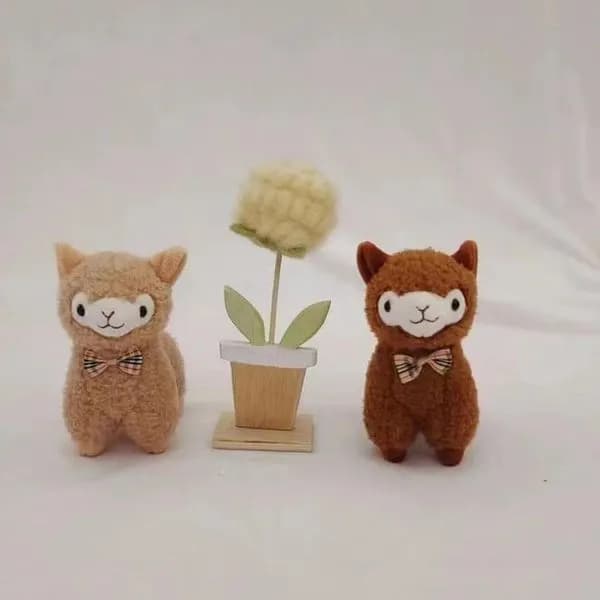 Maskotka Brelok Alpaka z Muszką, Mix Kolorów