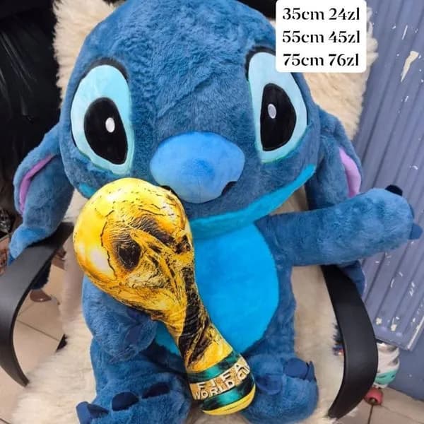 Maskotka Pluszowa Stitch z Pucharem Świata 55cm