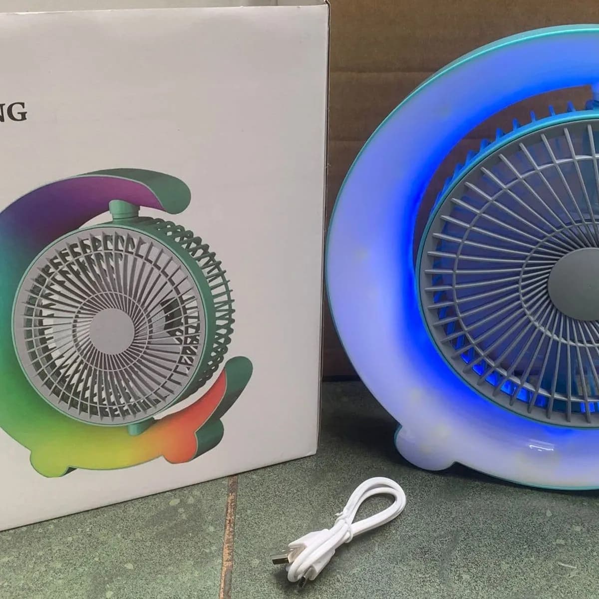 Wentylator biurkowy Colorful Circulating Fan z podświetleniem LED RGB