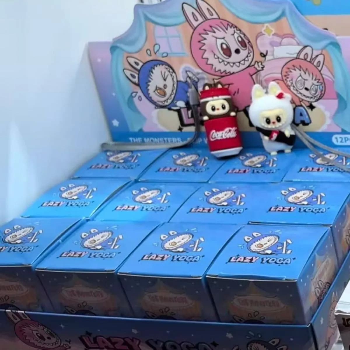 Blind Box Brelok Labubu Lazy Yoga Pluszowy 12szt