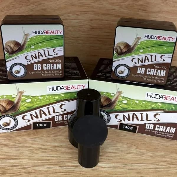 HUDA BEAUTY Podkład BB do Twarzy Snails 30g ze śluzem ślimaka 12 szt