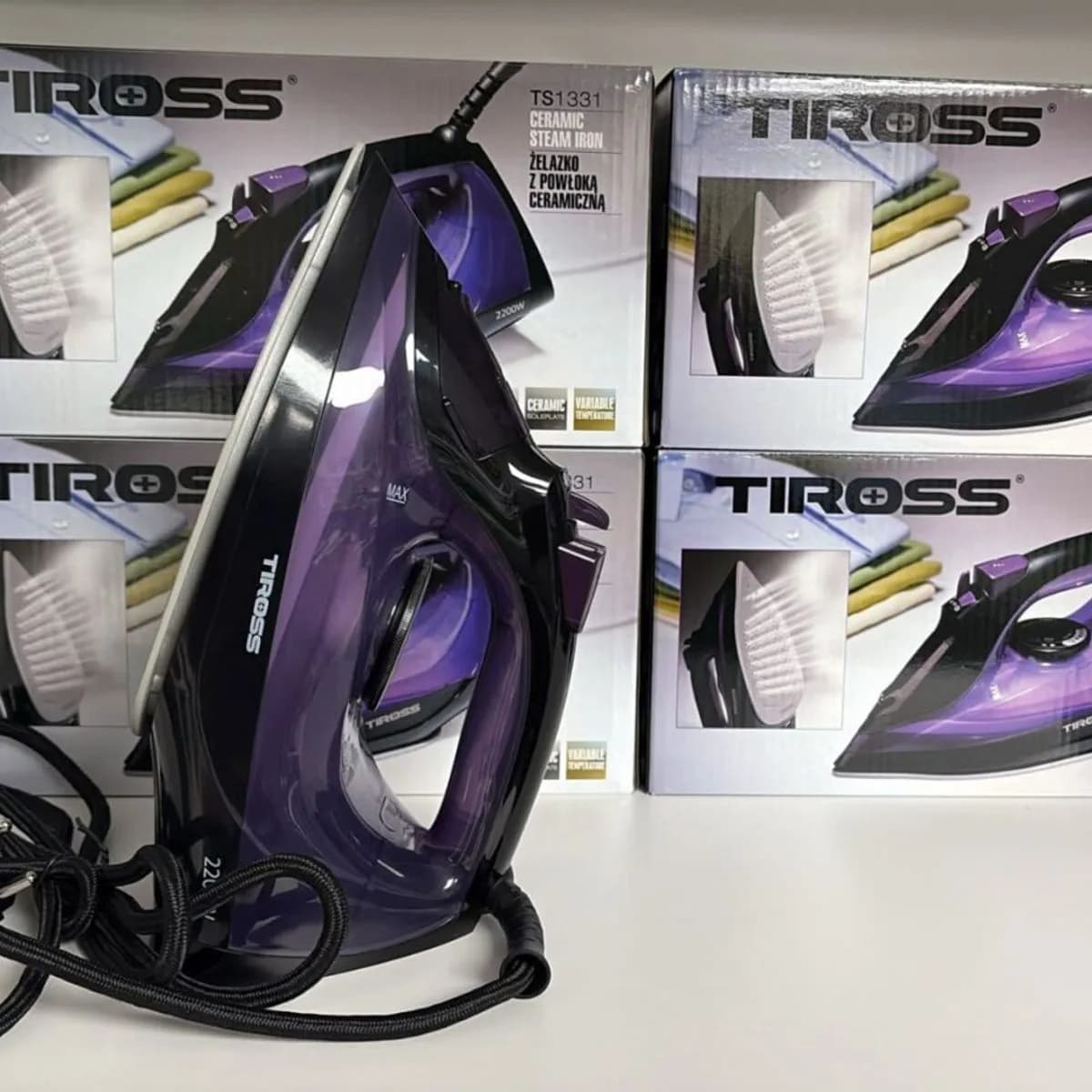 Żelazko Parowe TIROSS