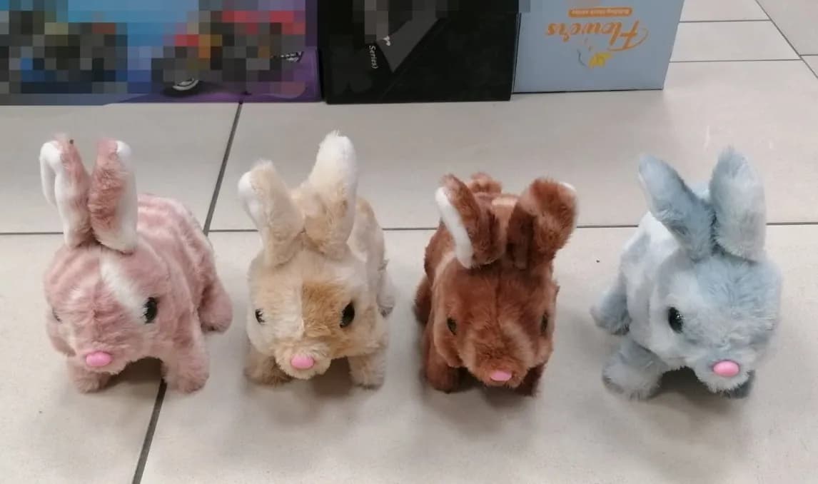 Interaktywne maskotki króliczki na baterie, 4 szt.