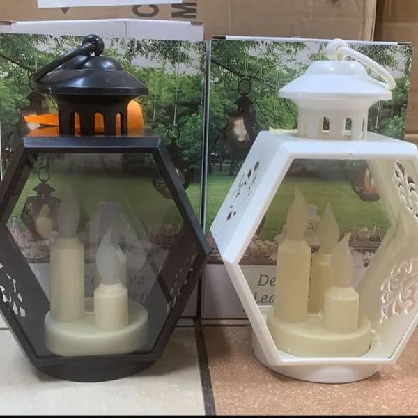 Lampki LED heksagonalne czarno-białe z uchwytem