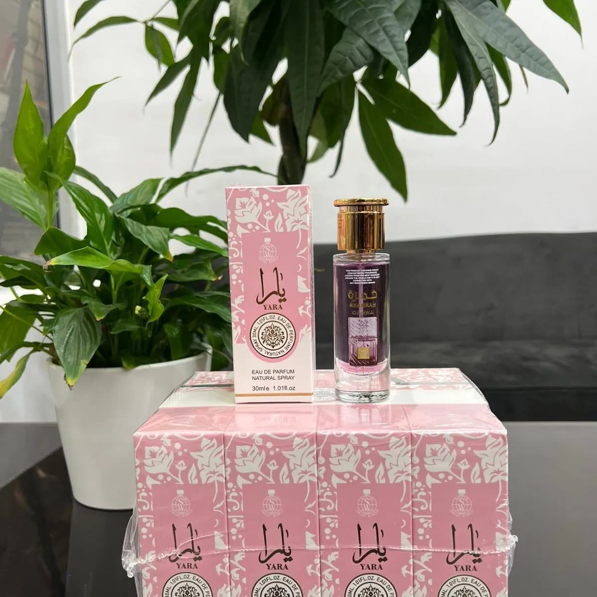 Perfumy 30ml w pudełku różowym arabskim wzorem