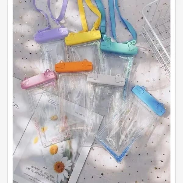 Wodoodporna torba na telefon z paskiem