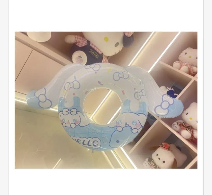 Dmuchany materac Hello Kitty z uszami 70cm