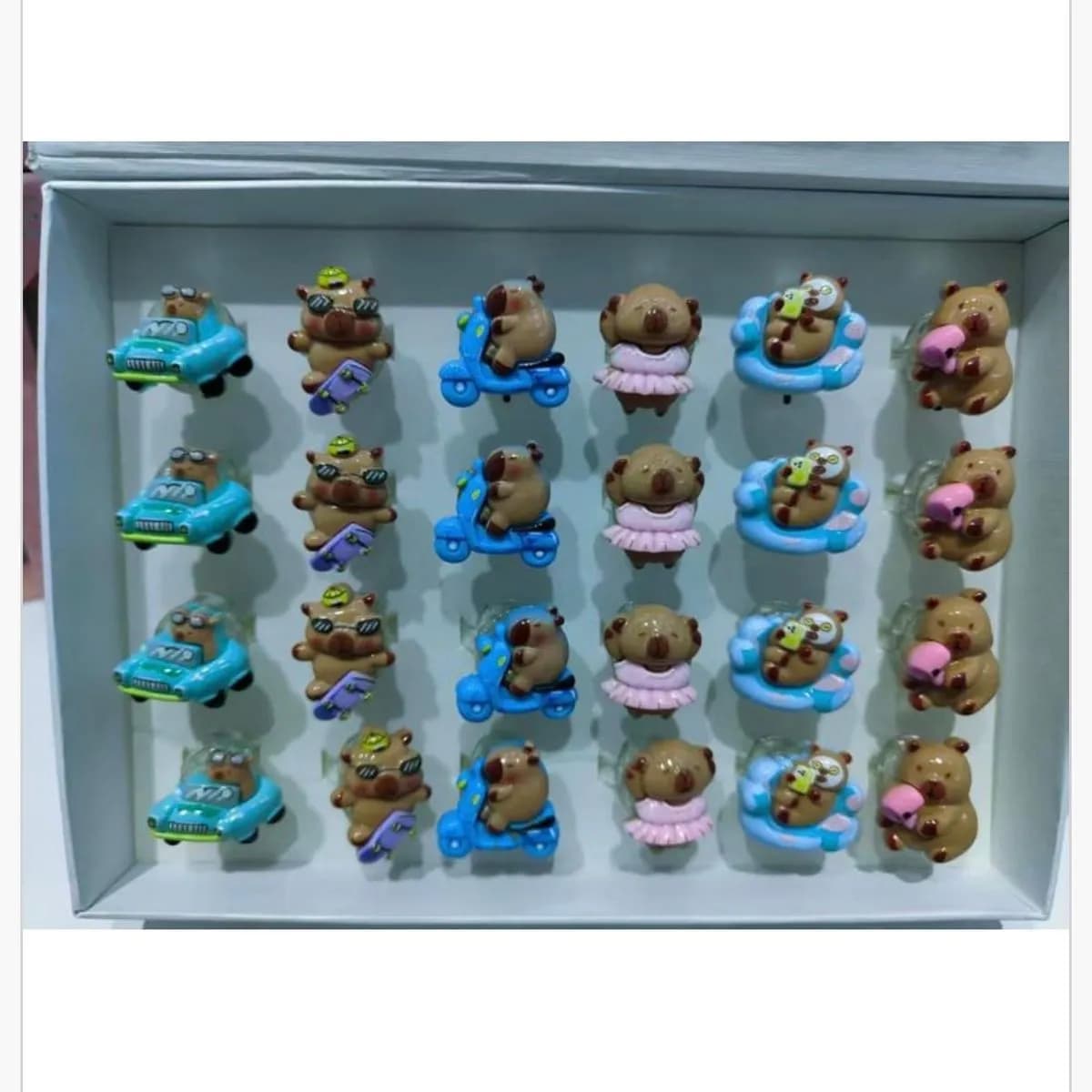 Biżuteria dla Dzieci Pierścionki Kapibara Mix Wzorów 24 szt.