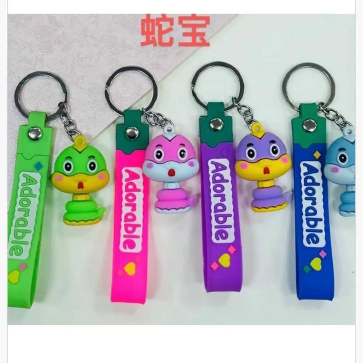 Brelok do Kluczy Wąż Adorable z Paskiem Silikonowym 24szt