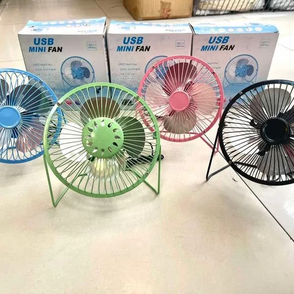 Wentylator biurkowy USB 20cm metalowy - mix kolorów