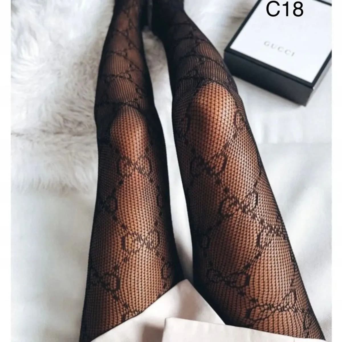 Rajstopy damskie czarne z wzorem Gucci C18