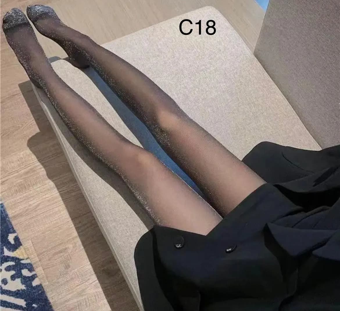 Rajstopy damskie błyszczące czarne C18