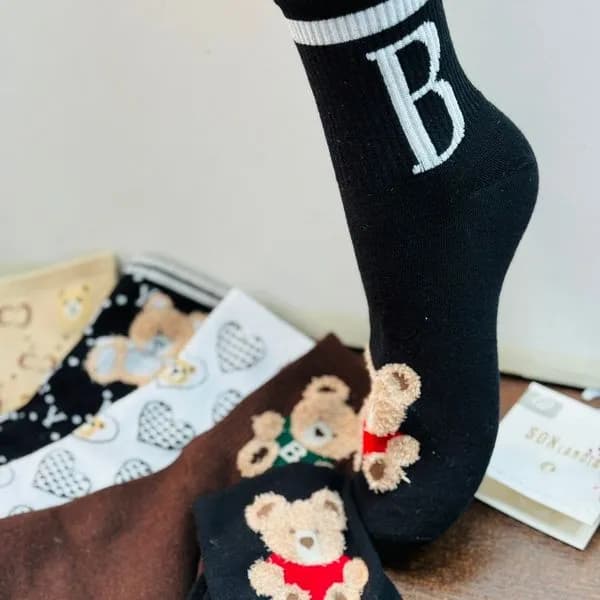 Rajstopy damskie czarne z misiami i paskami