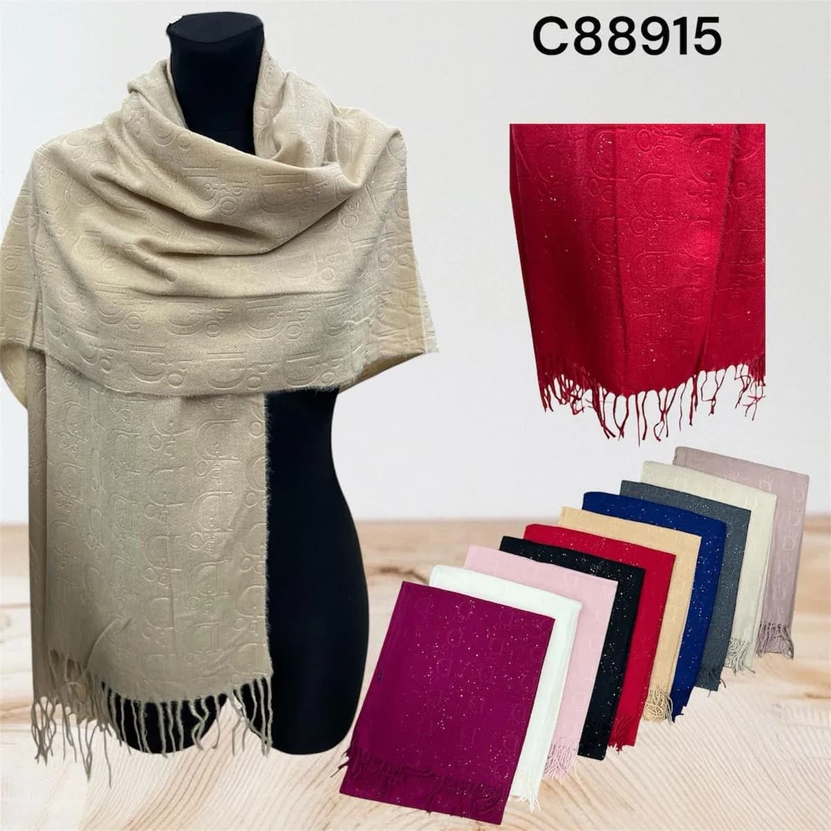 Szaliki damskie z frędzlami C88915, 12 szt/opak.