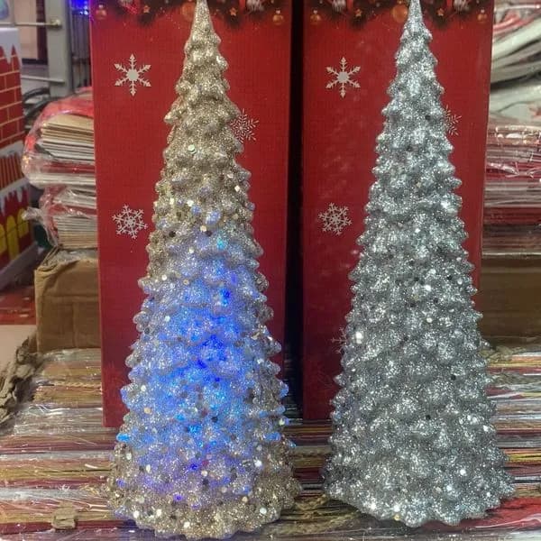 Świecące Choinki LED 22cm Złota Srebrna Niebieska