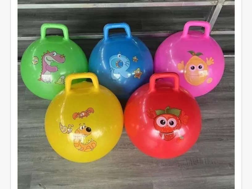Piłka Skacząca dla dzieci 45cm z uchwytem