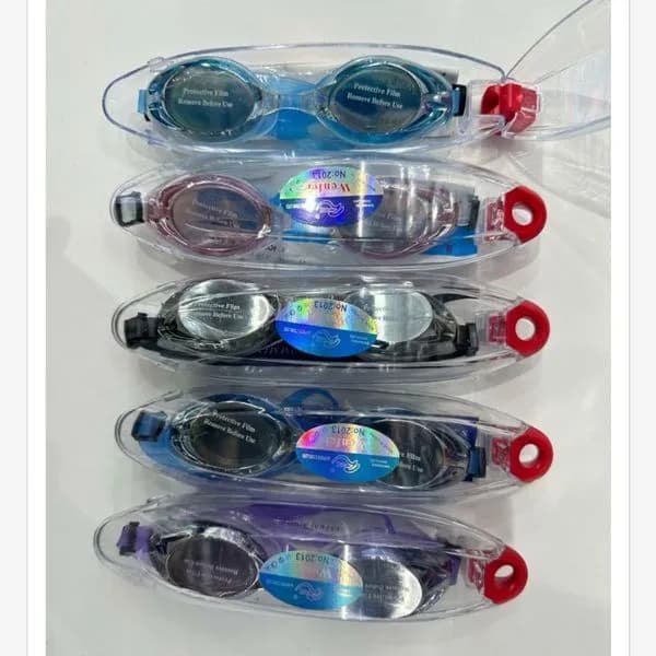 Okulary do pływania ochronne z etui, zestaw wielokolorowy
