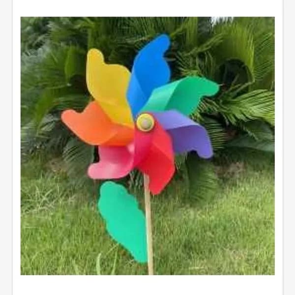 Wiatrak Plastikowy Tęczowy 24cm