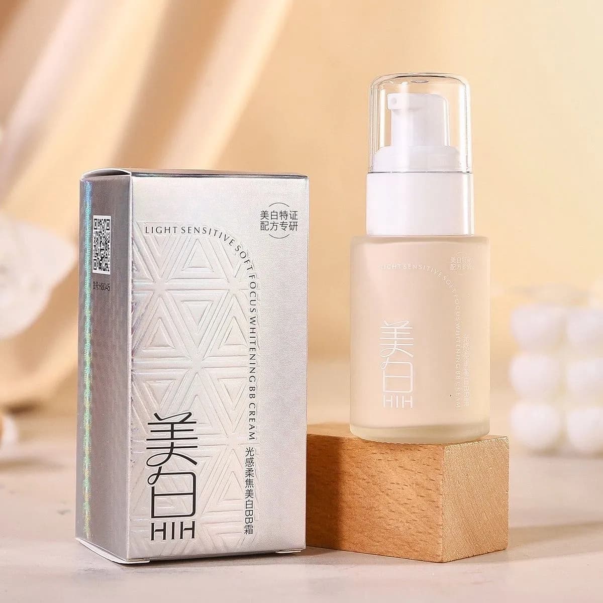 Krem BB HIH Light Sensitive Soft Focus Whitening 30g