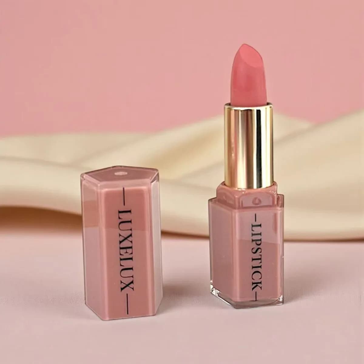 Nawilżająca Pomadka do Ust LUXELUX