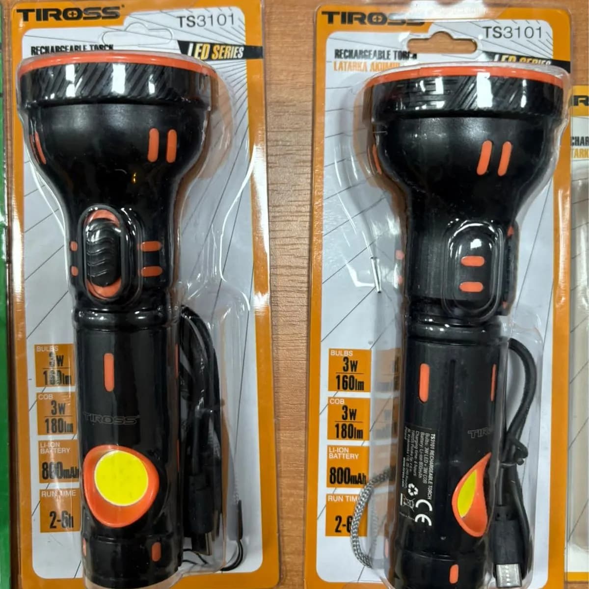 Latarka ładowalna Tiross TS3101 3W 1000lm