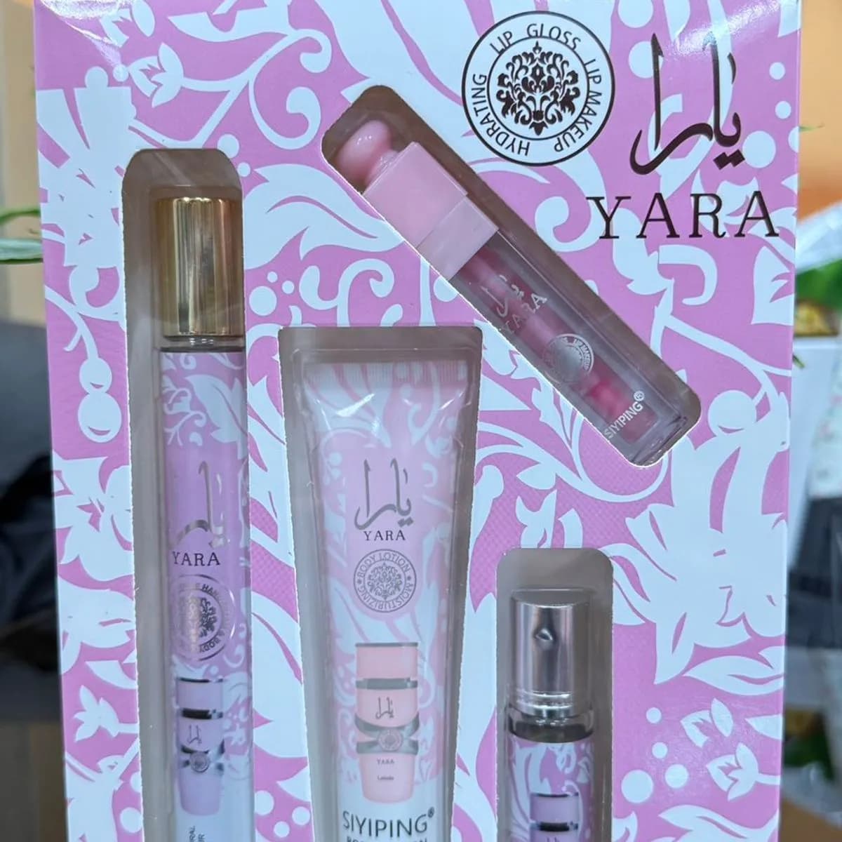 Zestaw perfum Yara Fragrance Set, 3 szt w opakowaniu