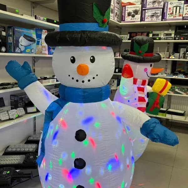 Dekoracja Świąteczny Bałwan LED 1,8metr