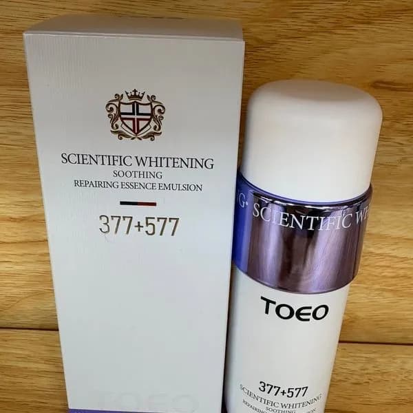 Mleczko Nawilżające Essence Scientific Whitening Repairing 35ml