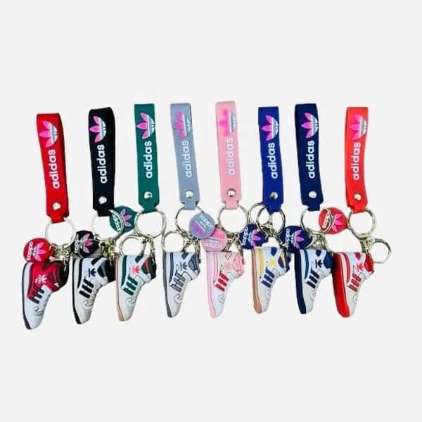 Brelok do Kluczy But Sportowy Sneaker Mix Kolorów 24 szt.