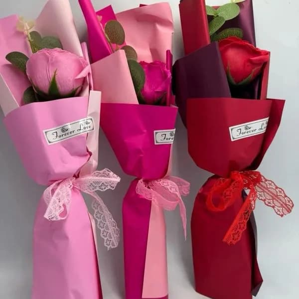 Dekoracja Kwiaty LED Róża Sztuczna w Papieci