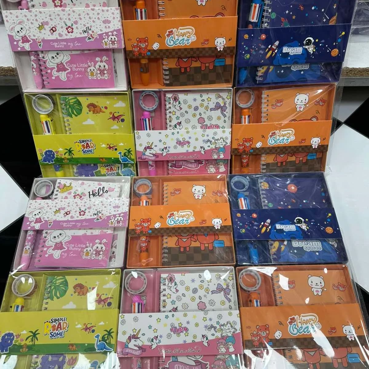 Zestaw Przyborów Szkolnych