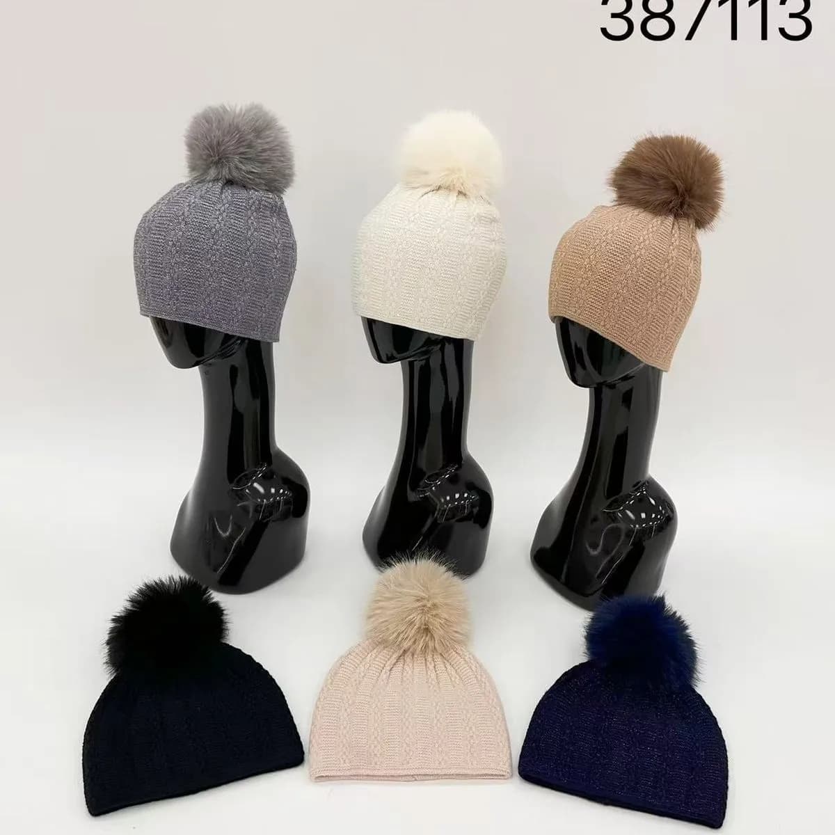 Czapka Zimowa Damska z Pomponem, Mix Kolorów, 12 szt.