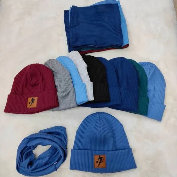 Komplett Czapki Komni dla Dzieci 50-52 lub 52-54