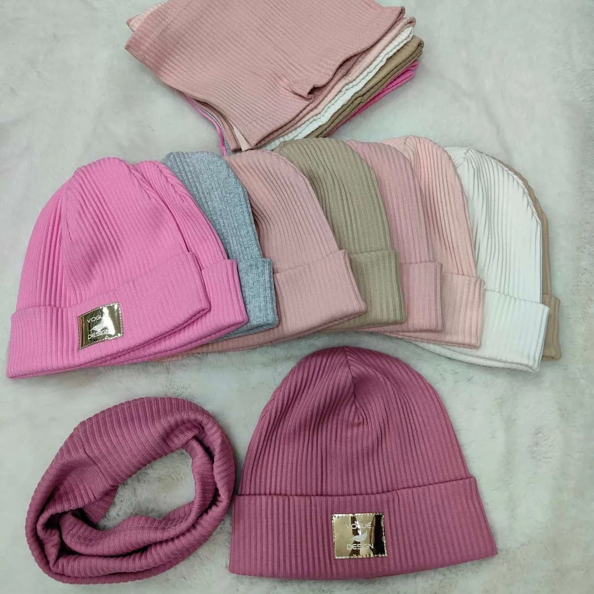 Komplet czapki i kominiarki dla dzieci 50-52 lub 52-54