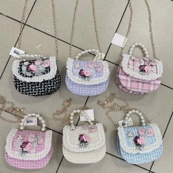 Torebka dla dzieci tweedowa z perłami i kwiatami, mix kolorów