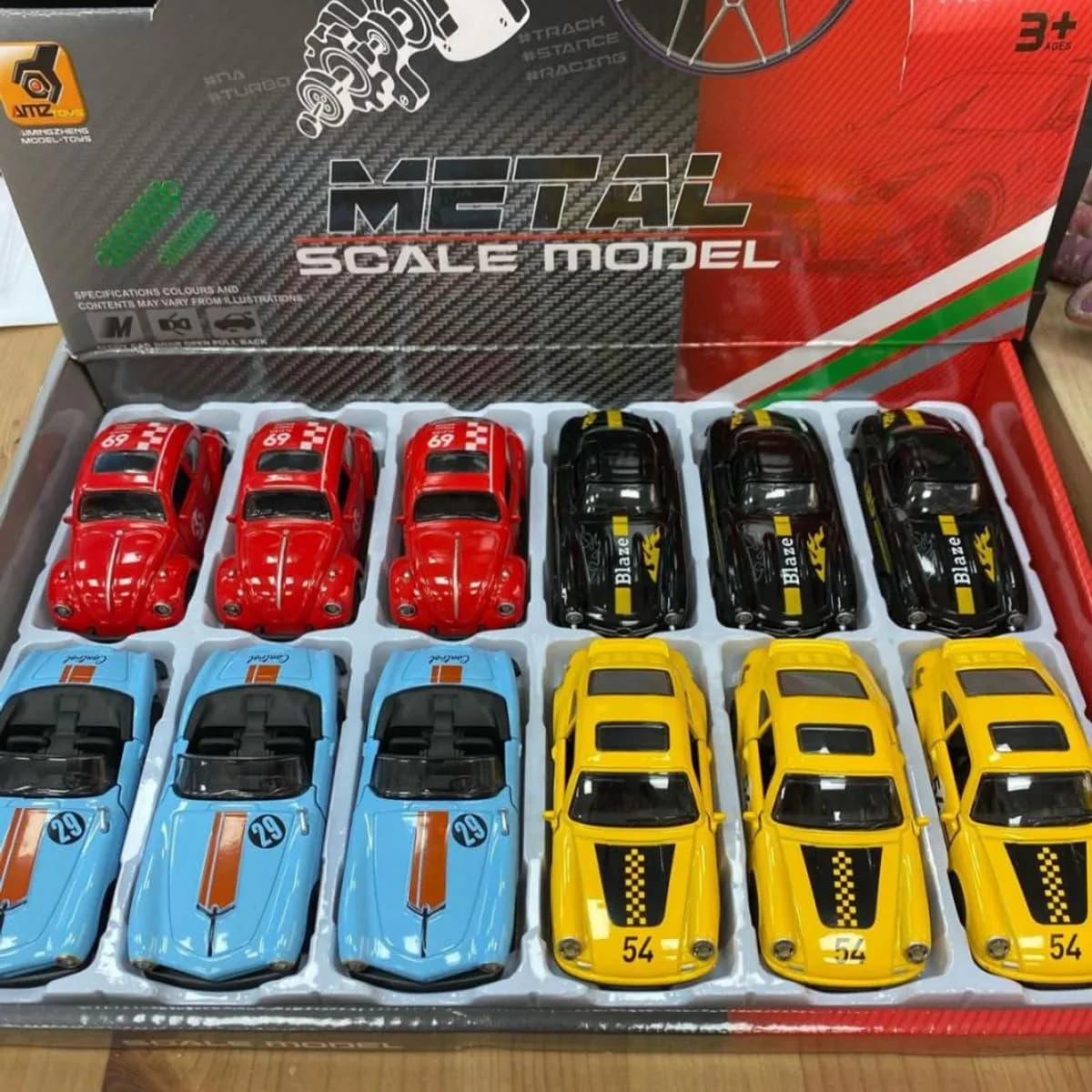 Samochod Metal Scale Model